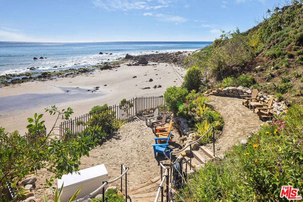 Malibu, CA 90265,32802 PACIFIC COAST HWY
