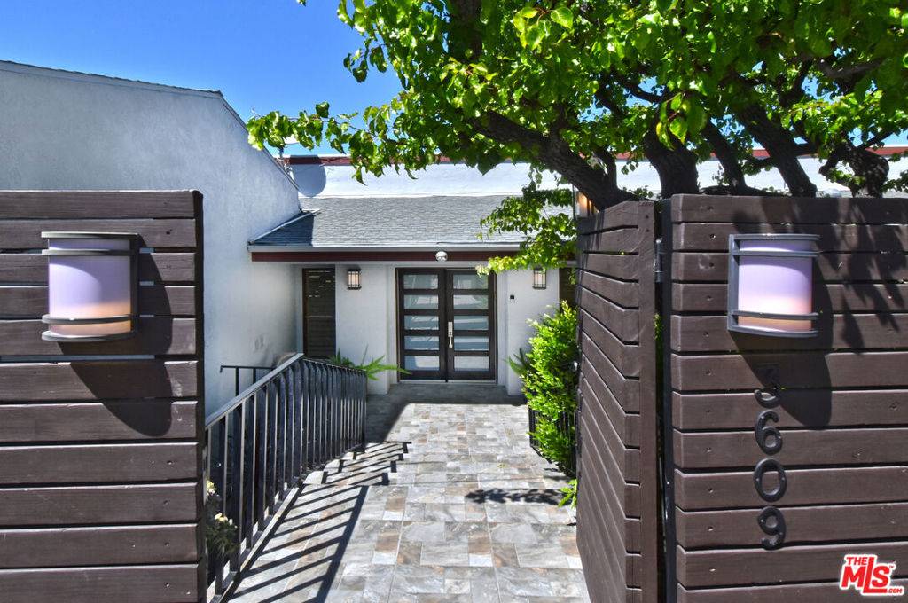 Studio City, CA 91604,3609 Berry DR