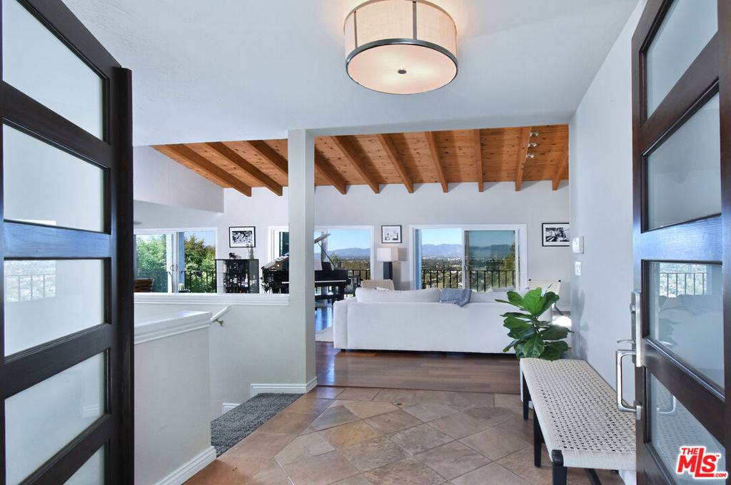 Studio City, CA 91604,3609 Berry DR