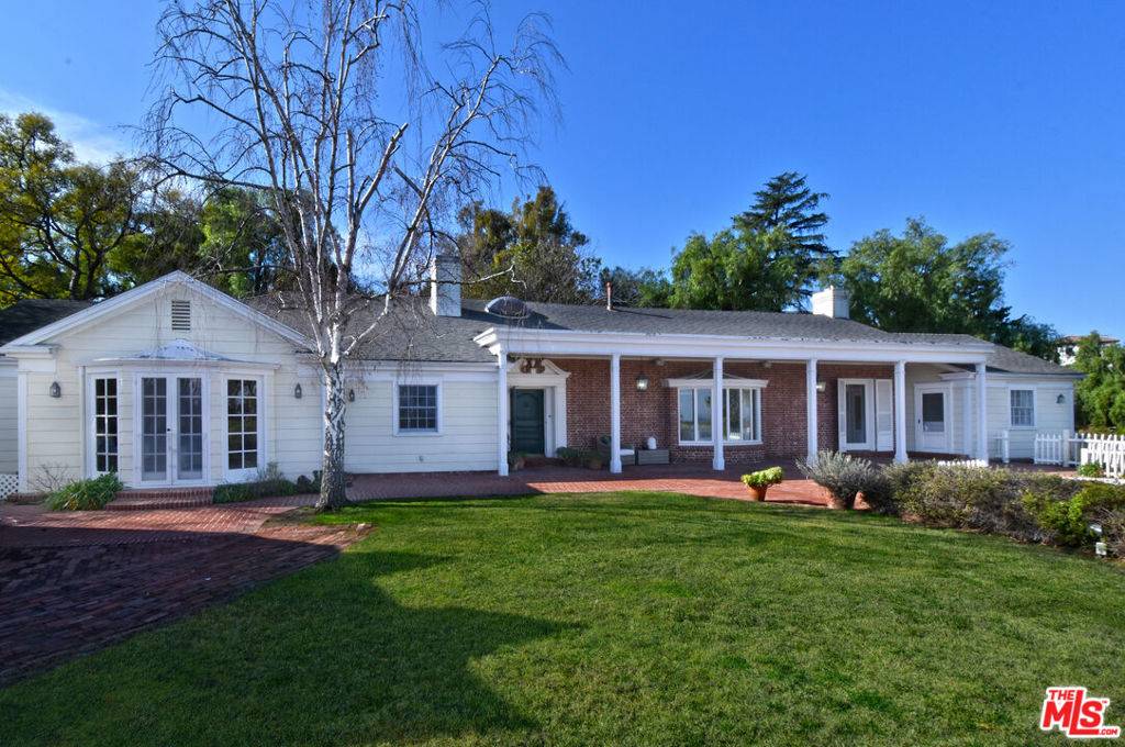 Sherman Oaks, CA 91403,4141 Knobhill DR