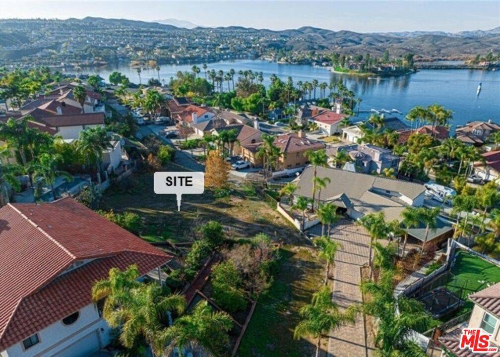 Canyon Lake, CA 92587,22380 PIN TAIL DR