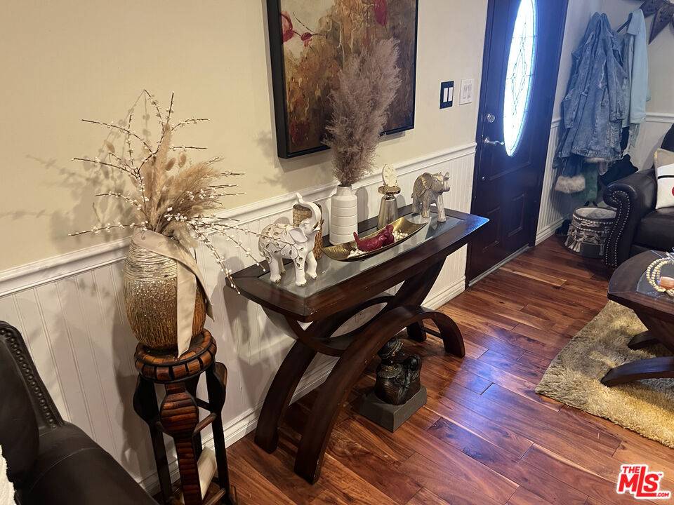 Long Beach, CA 90805,6951 White AVE