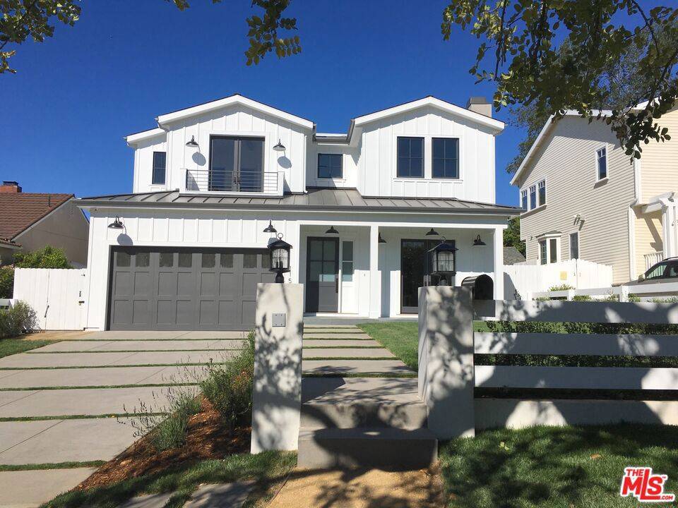 Pacific Palisades, CA 90272,1159 Monument ST