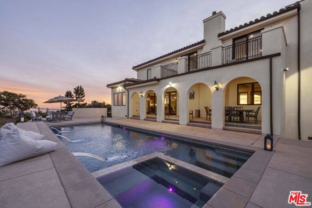 Malibu, CA 90265,1522 Decker Canyon RD