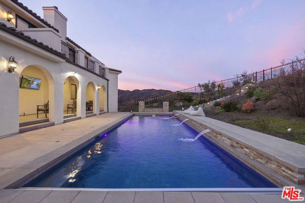 Malibu, CA 90265,1522 Decker Canyon RD