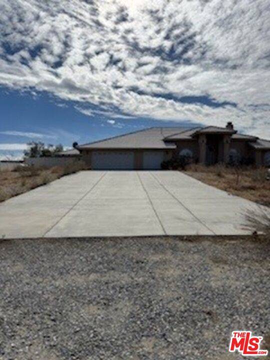 Pinon Hills, CA 92372,1861 Calaveras RD