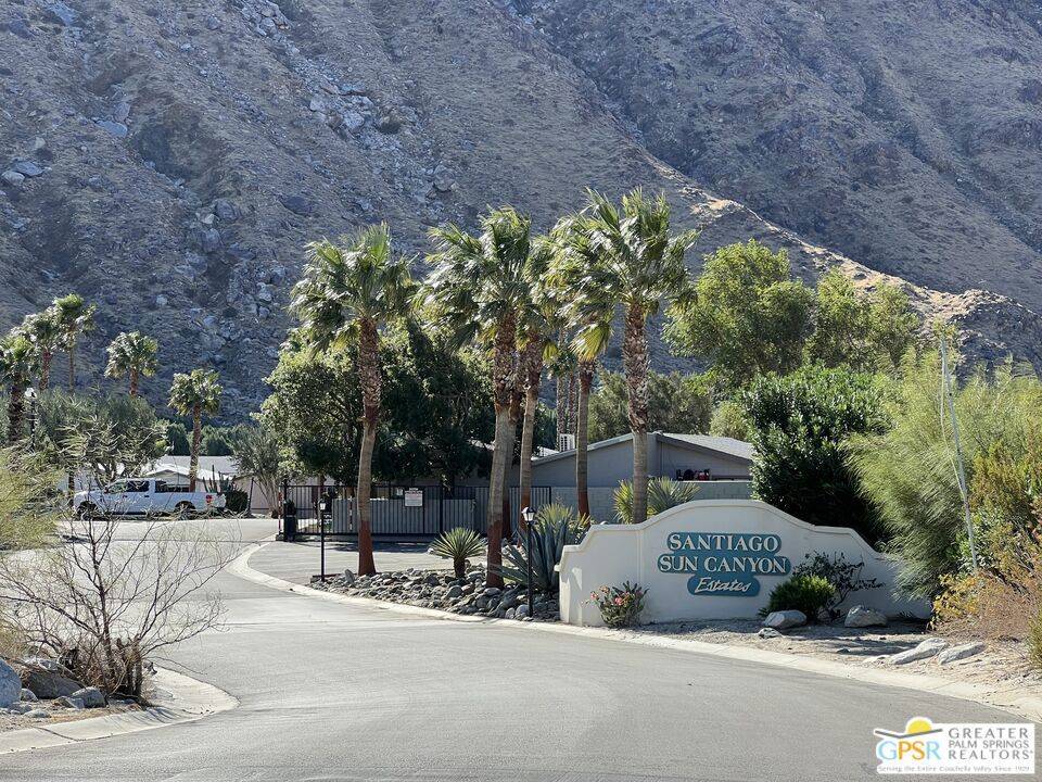 Palm Springs, CA 92262,22840 Sterling AVE #17