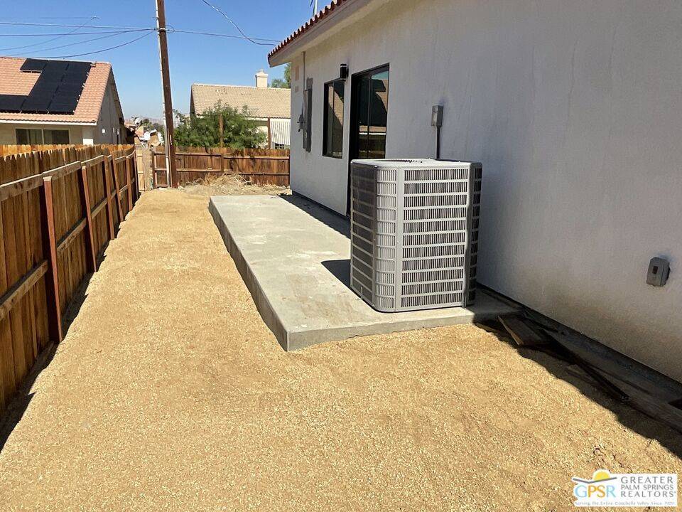 Desert Hot Springs, CA 92240,16347 Avenida Atezada