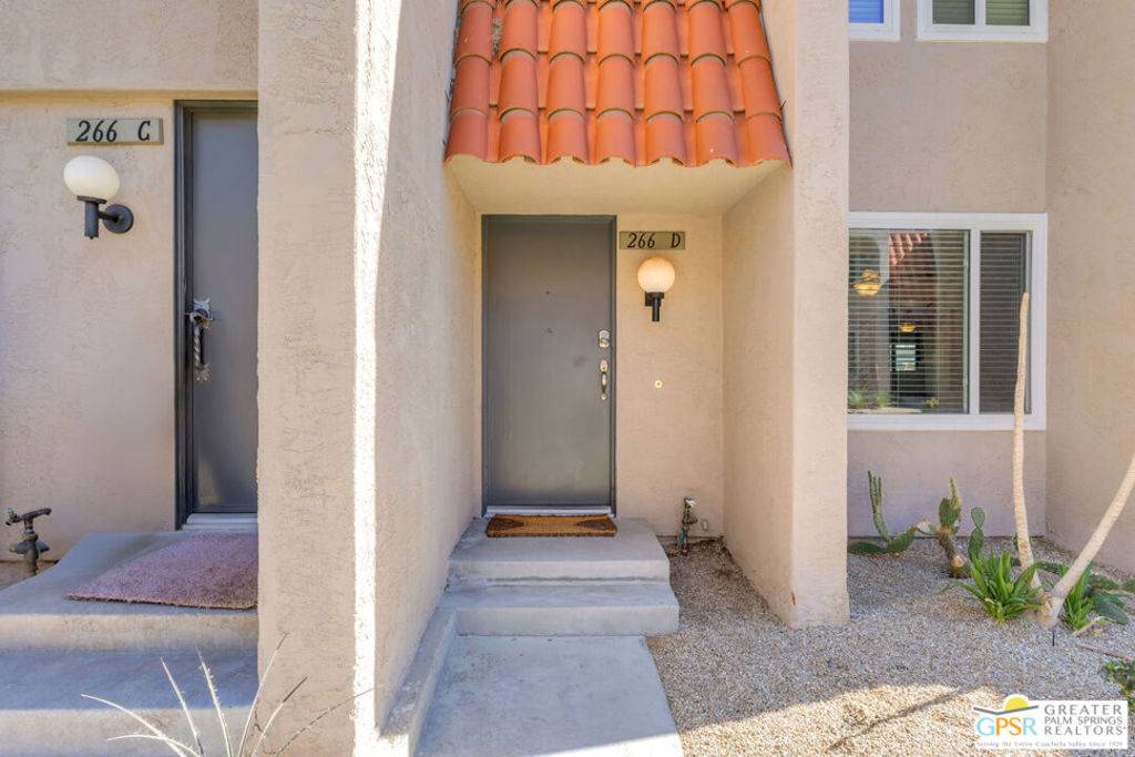 Palm Springs, CA 92262,266 E Via Escuela #D