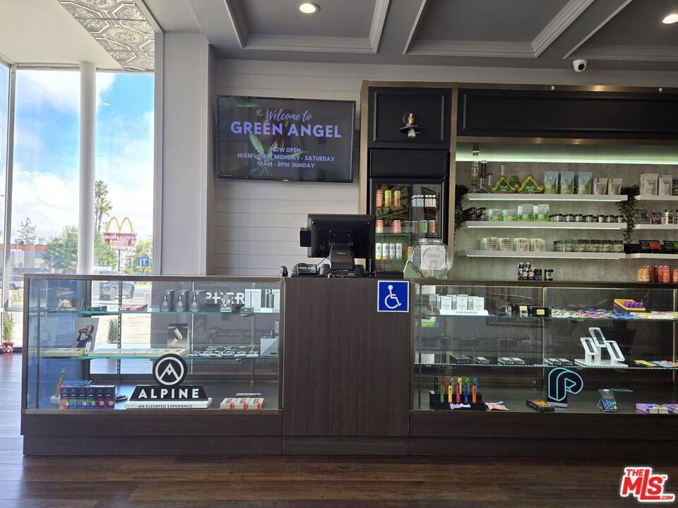 Sherman Oaks, CA 91423,14000 Ventura BLVD