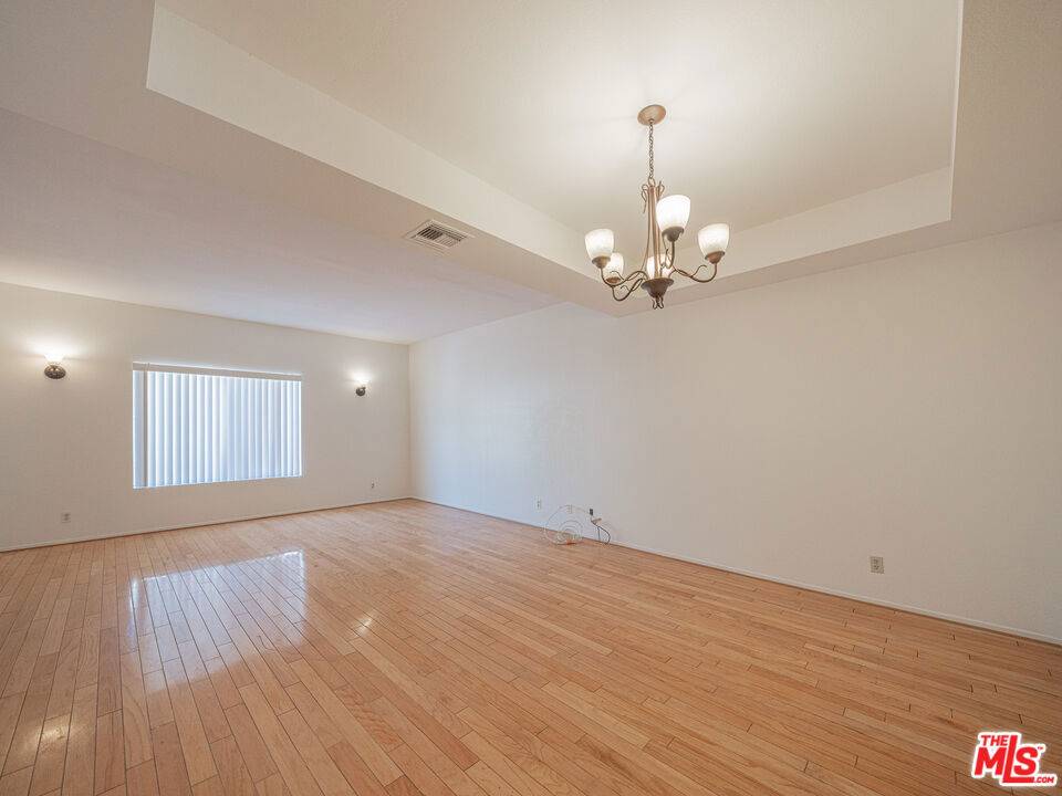 Glendale, CA 91206,1246 E Lexington DR #6