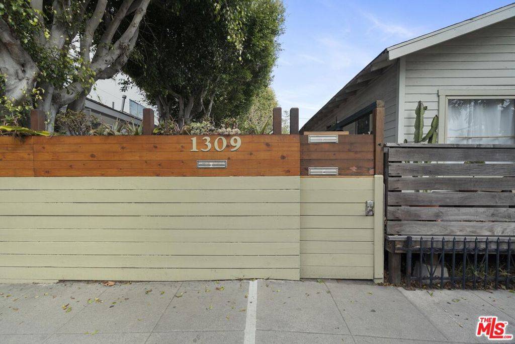 Venice, CA 90291,1309 Cabrillo AVE