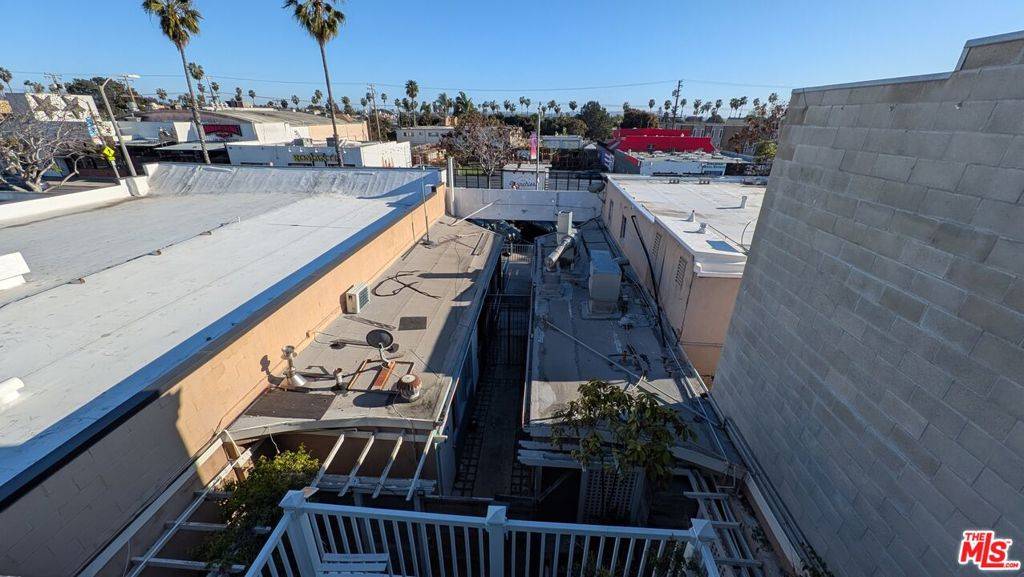 San Diego, CA 92109,1146 Garnet AVE