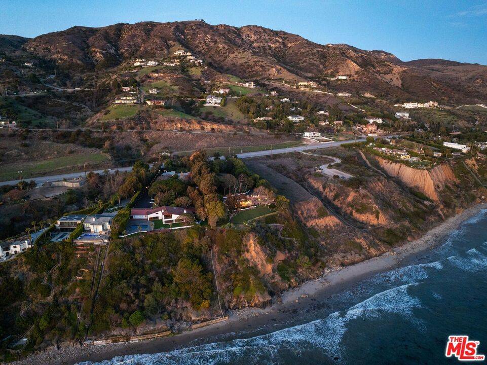 Malibu, CA 90265,32752 Pacific Coast HWY