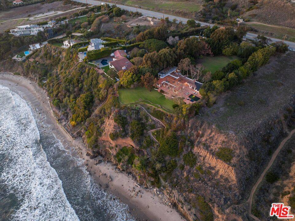 Malibu, CA 90265,32752 Pacific Coast HWY