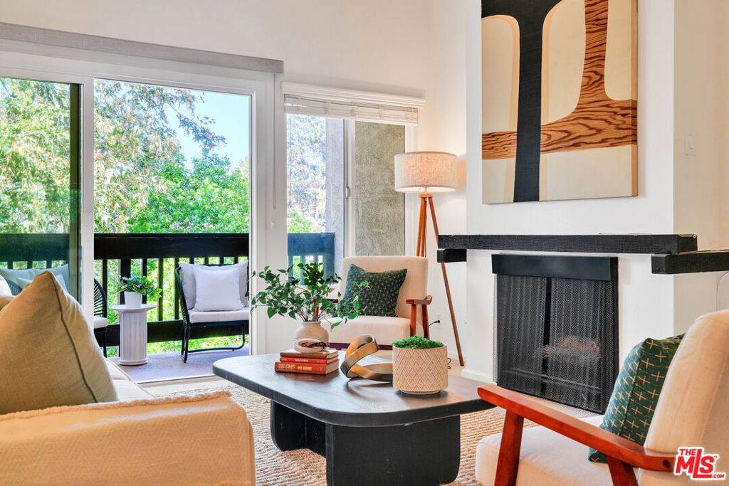 Culver City, CA 90230,6301 Summertime LN