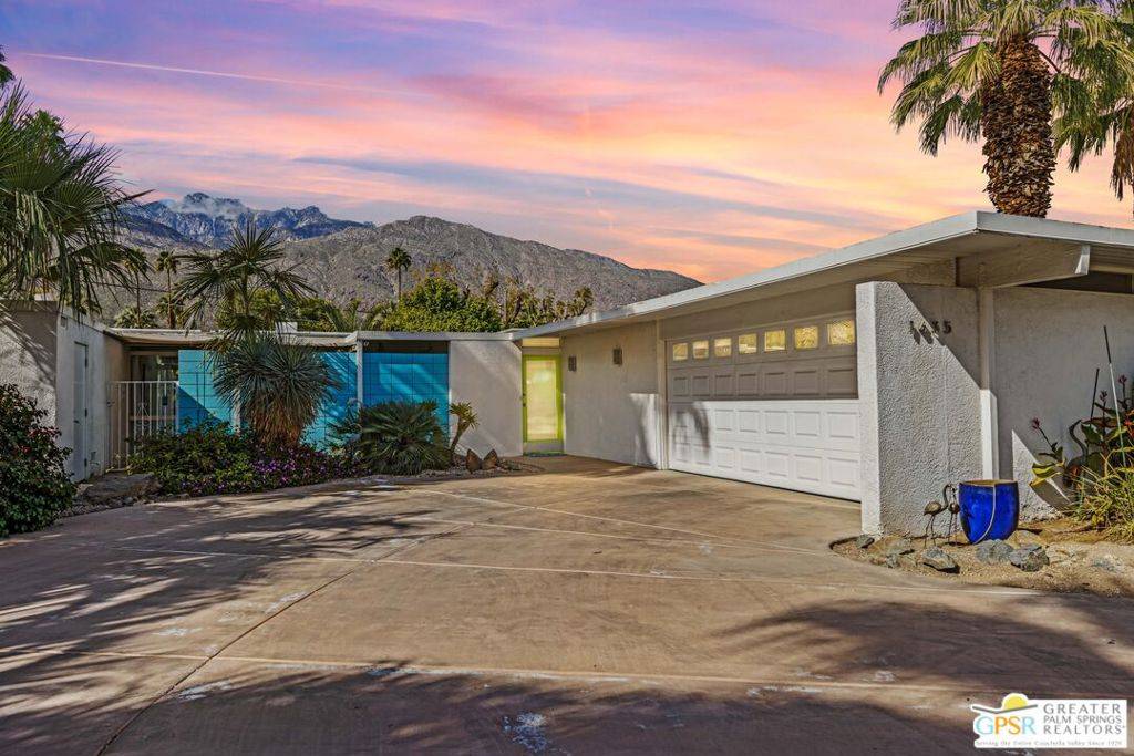 Palm Springs, CA 92264,1635 Palm Tree DR