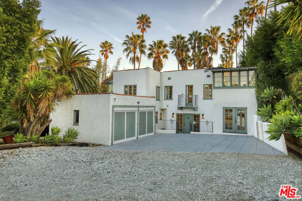 Los Angeles, CA 90068,6749 Whitley TER