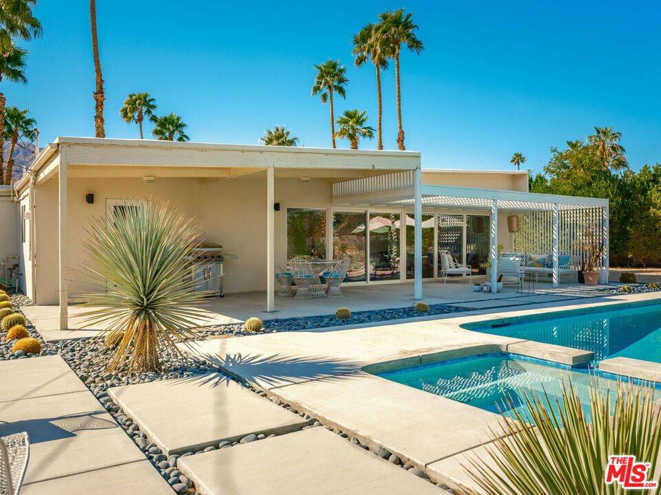 Palm Springs, CA 92262,2610 N Starr RD