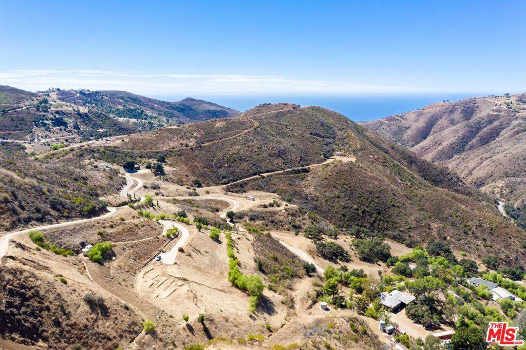 Malibu, CA 90265,12324 Yerba Buena RD
