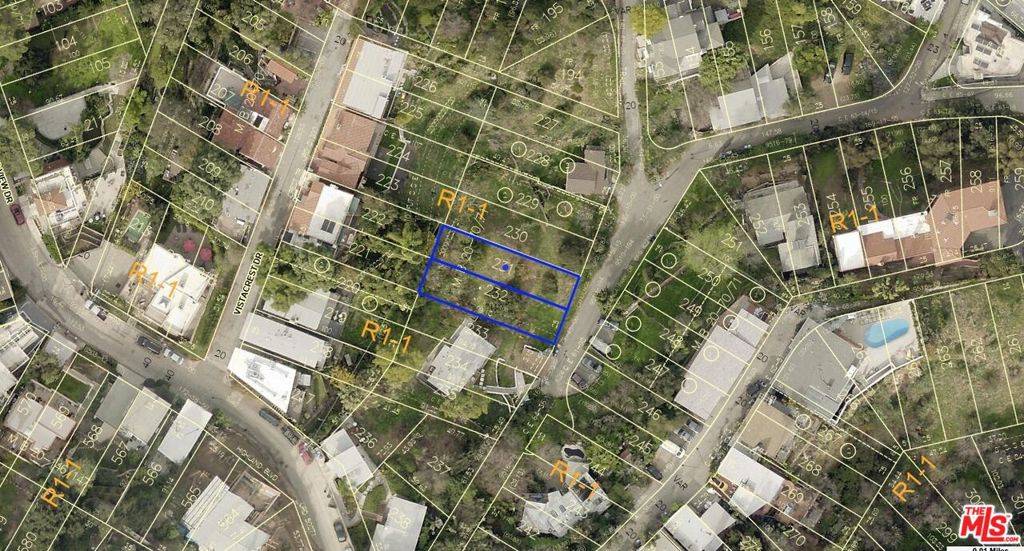 Los Angeles, CA 90068,6909 Cahuenga Park TRL