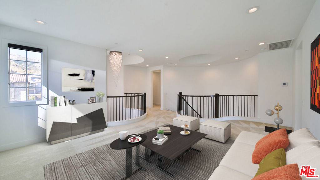 Porter Ranch, CA 91326,20618 W Wood Rose CT