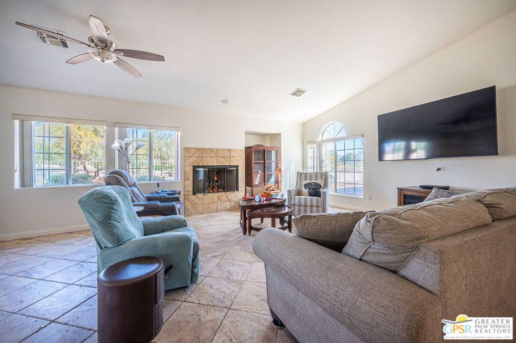 Palm Springs, CA 92264,1321 Crystal CT