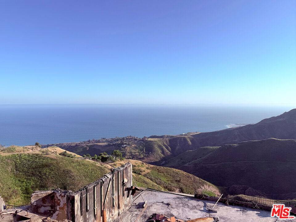 Malibu, CA 90265,2401 Rambla Pacifico ST