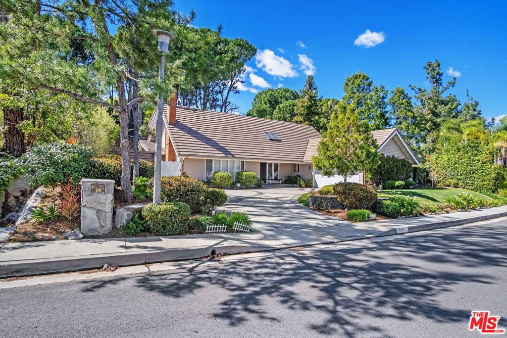 Tarzana, CA 91356,4115 Coldstream TER