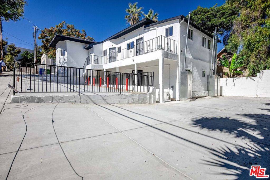 Los Angeles, CA 90026,146 Witmer ST #146