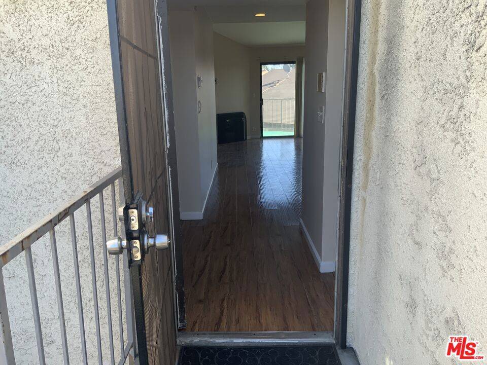 Inglewood, CA 90302,620 W Hyde Park BLVD #309