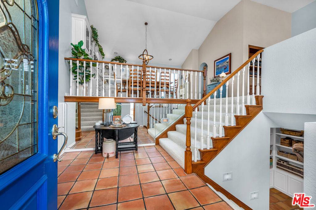 Rancho Palos Verdes, CA 90275,30963 Via La Cresta