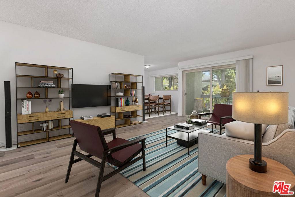 Calabasas, CA 91302,23677 Park Capri #18