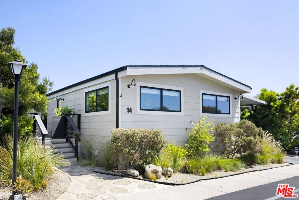 Malibu, CA 91604,29500 Heathercliff Road #14
