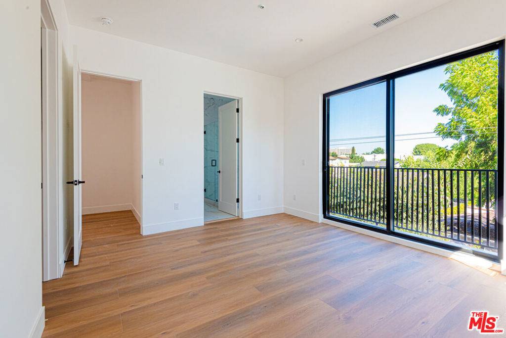 North Hollywood, CA 91601,10845 N Morrison ST #2