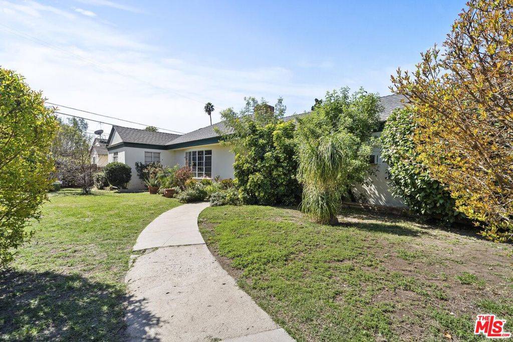 Panorama City, CA 91402,8345 Kester AVE