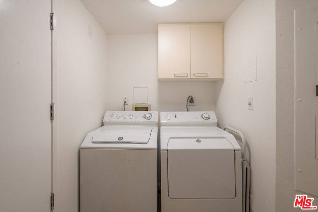 Marina Del Rey, CA 90292,13600 Marina Pointe DR #1611