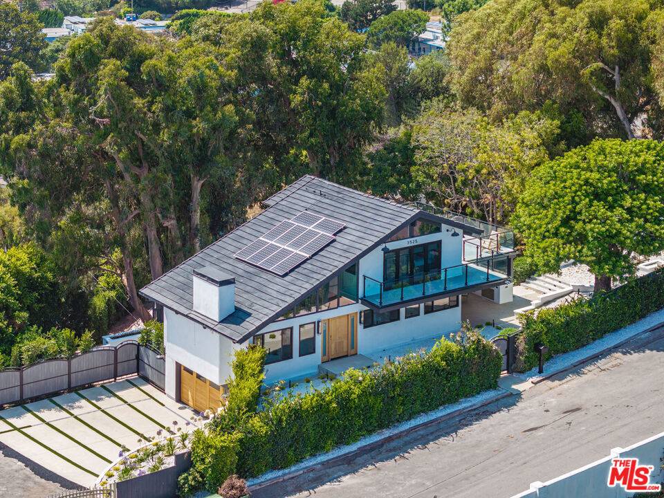 Malibu, CA 90265,3525 Coast View DR