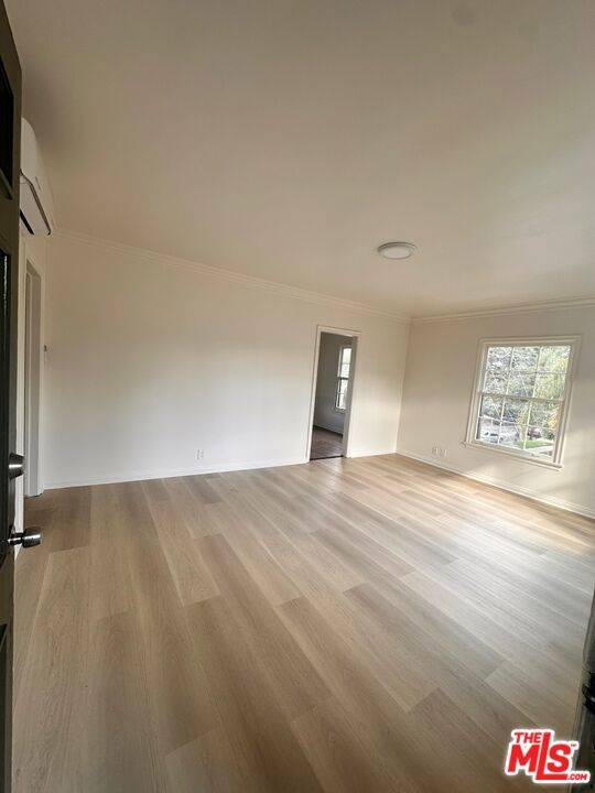 Los Angeles, CA 90004,4950 Beverly BLVD #4956 1/2