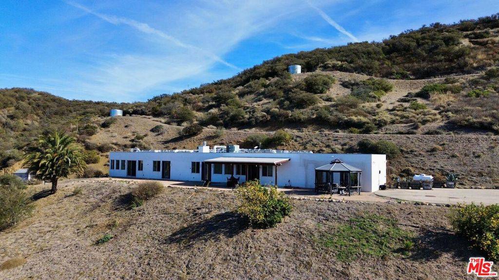 Malibu, CA 90265,11077 Pacific View DR