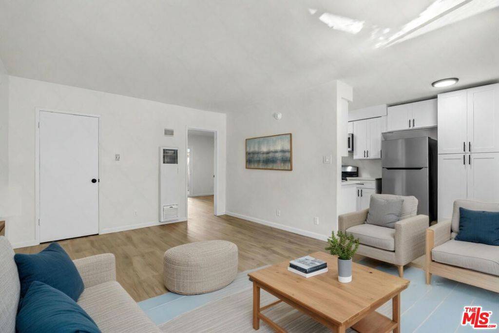 Playa Del Rey, CA 90293,7825 W Manchester AVE #6
