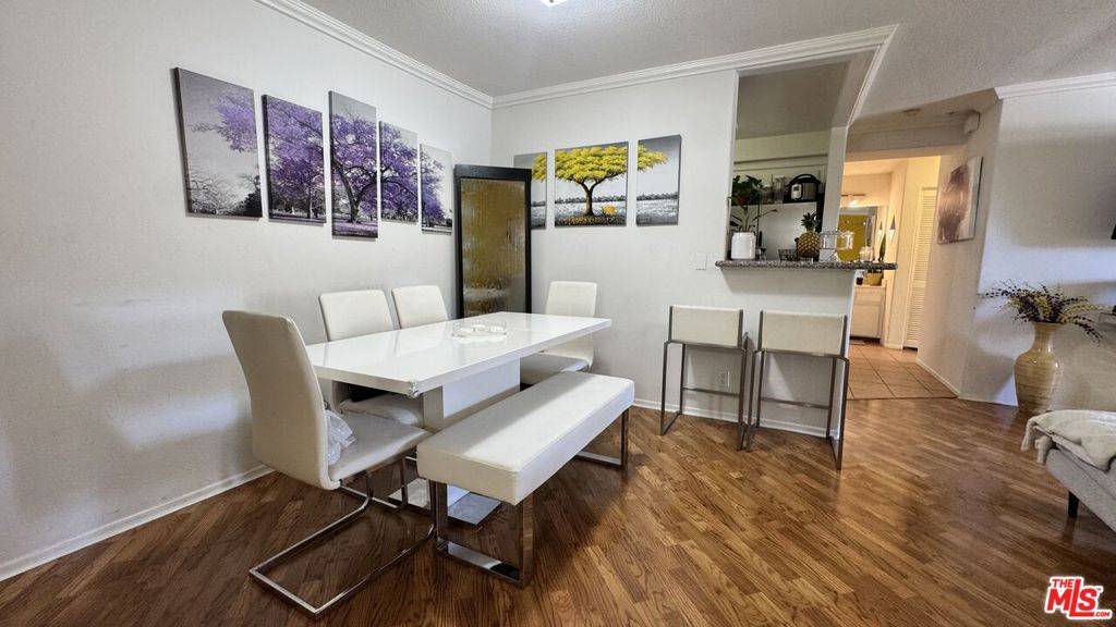Van Nuys, CA 91406,15455 Sherman WAY #9