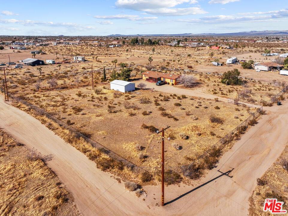 Phelan, CA 92371,7828 Sunset RD