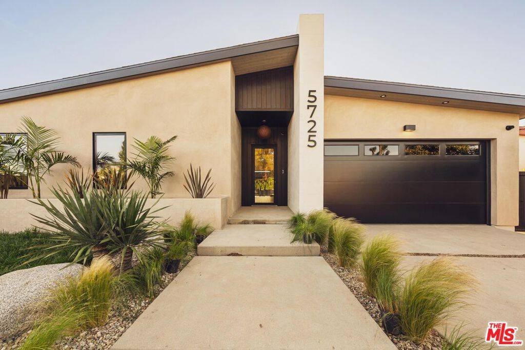 Sherman Oaks, CA 91401,5725 Katherine AVE