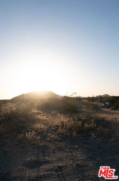 Adelanto, CA 92301,0 Vinton RD