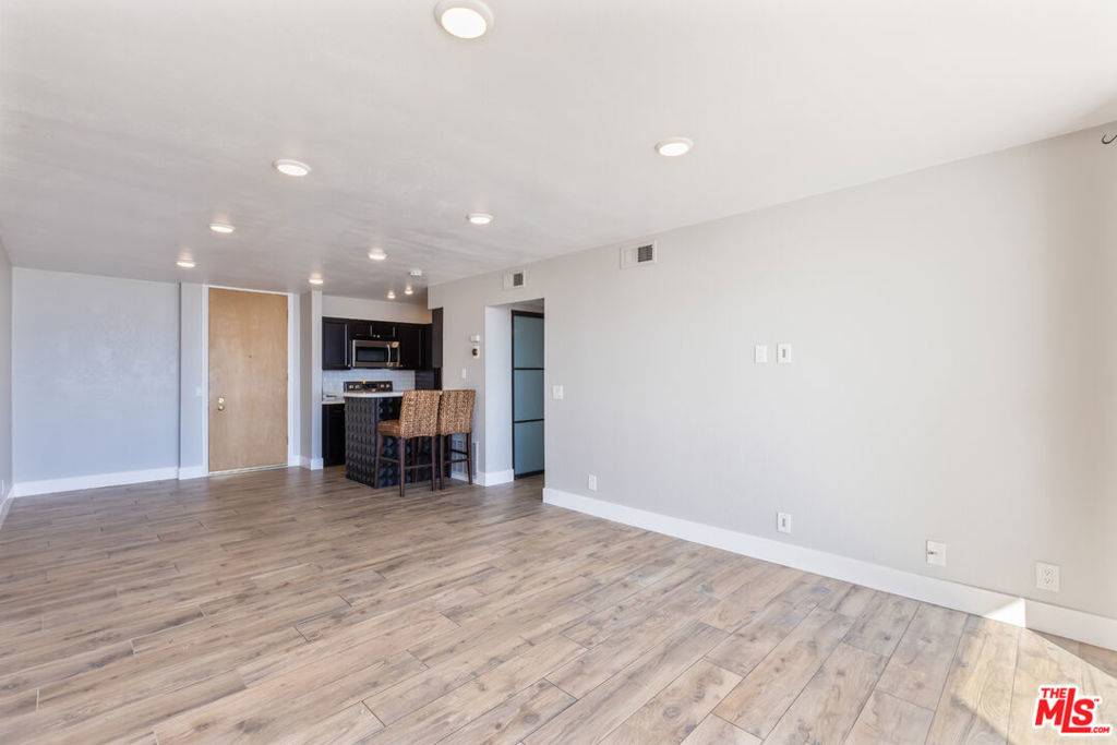 Long Beach, CA 90802,1140 E Ocean BLVD #114