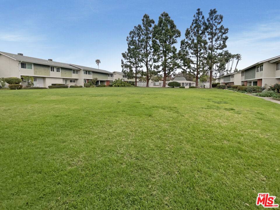 Santa Ana, CA 92705,1404 N Tustin AVE #J1