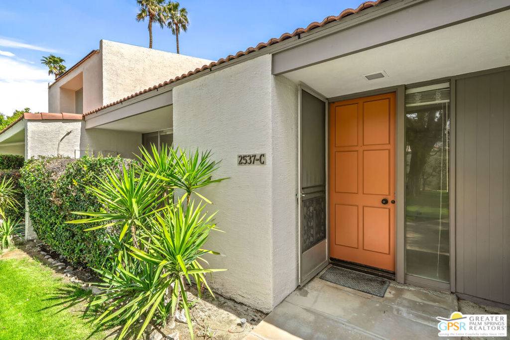 Palm Springs, CA 92262,2537 N Whitewater Club DR #C