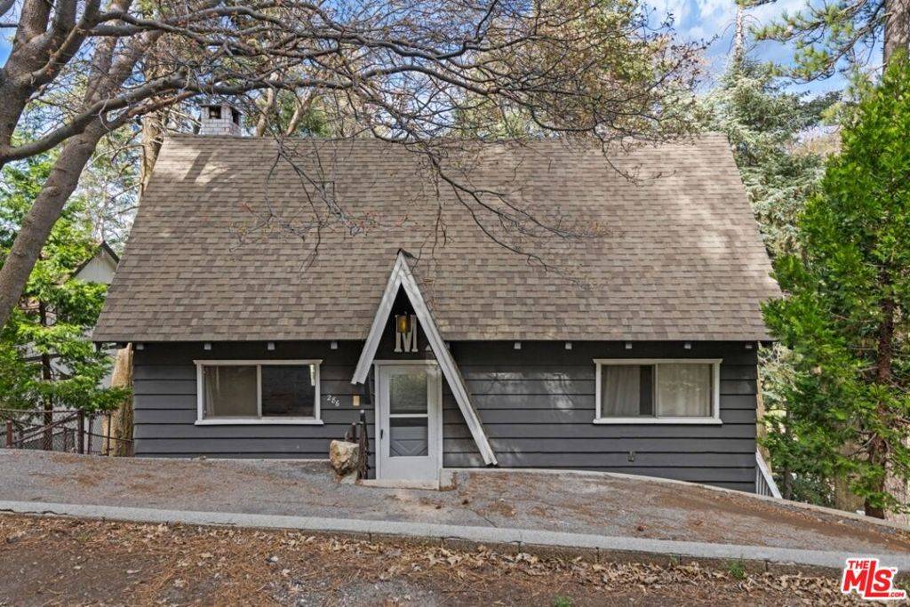 Lake Arrowhead, CA 92352,286 S Fairway DR