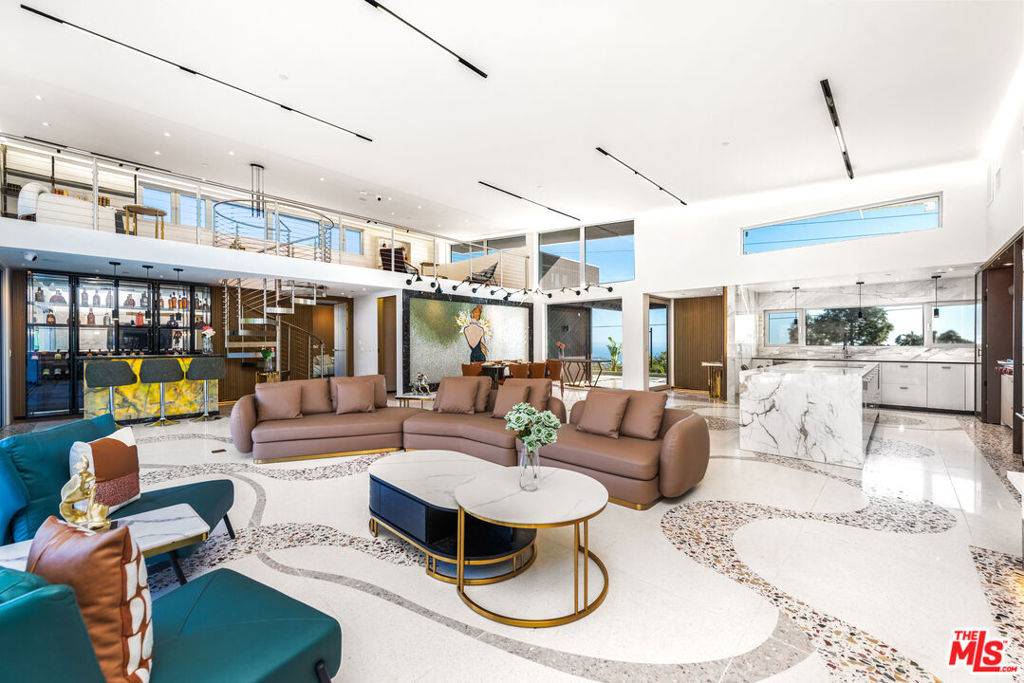 Malibu, CA 90265,5416 Horizon DR
